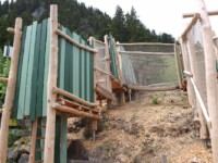 Geheimnisvolle Klettergänge an der Kletterburg enden am oberen Teil des Spielplatzes ©Rainer Becker Geheimnisvolle Klettergänge an der Kletterburg enden am oberen Teil des Spielplatzes ©Rainer Becker