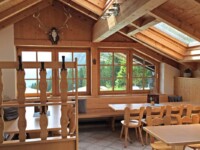 Gastraum im ersten Stock vom Berggasthaus zum oberen Horn ©Sylvia Becker
