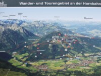 Wanderkarte an der Bergstation der Hornbahn direkt am Berggasthaus zum oberen Horn - ©Rainer Becker Wanderkarte an der Bergstation der Hornbahn direkt am Berggasthaus zum oberen Horn - ©Rainer Becker
