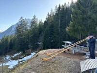 Alphornbläser brachten den Geburtstagskindern ein Ständchen Alphornbläser brachten den Geburtstagskindern ein Ständchen