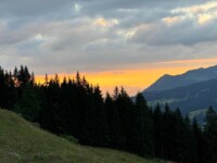 Sonnenuntergang am Berggasthaus zum oberen Horn am Abend ©Florian Kohmann Sonnenuntergang am Berggasthaus zum oberen Horn am Abend ©Florian Kohmann